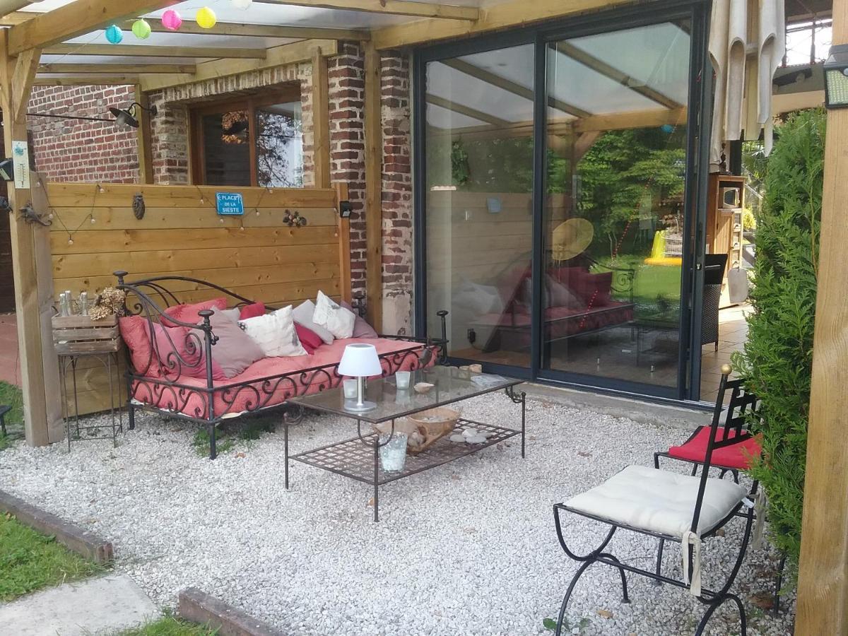 Chambres D Hotes ,Hotel ,Secret D'Une Nuit A Vicq Pres De Onnaing,Avec Piscine 外观 照片