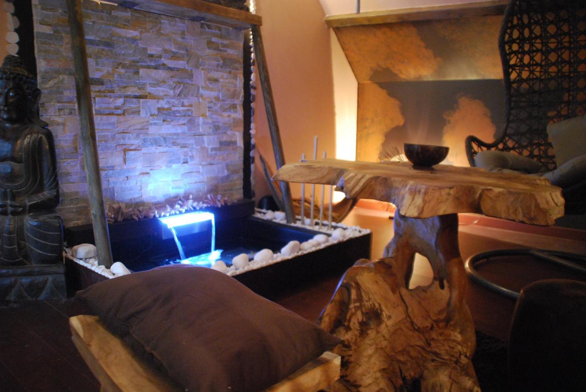 Chambres D Hotes ,Hotel ,Secret D'Une Nuit A Vicq Pres De Onnaing,Avec Piscine 客房 照片