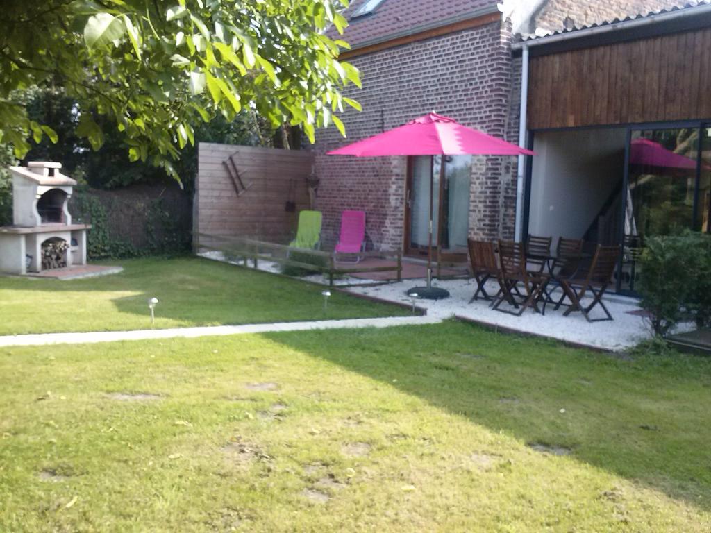 Chambres D Hotes ,Hotel ,Secret D'Une Nuit A Vicq Pres De Onnaing,Avec Piscine 外观 照片